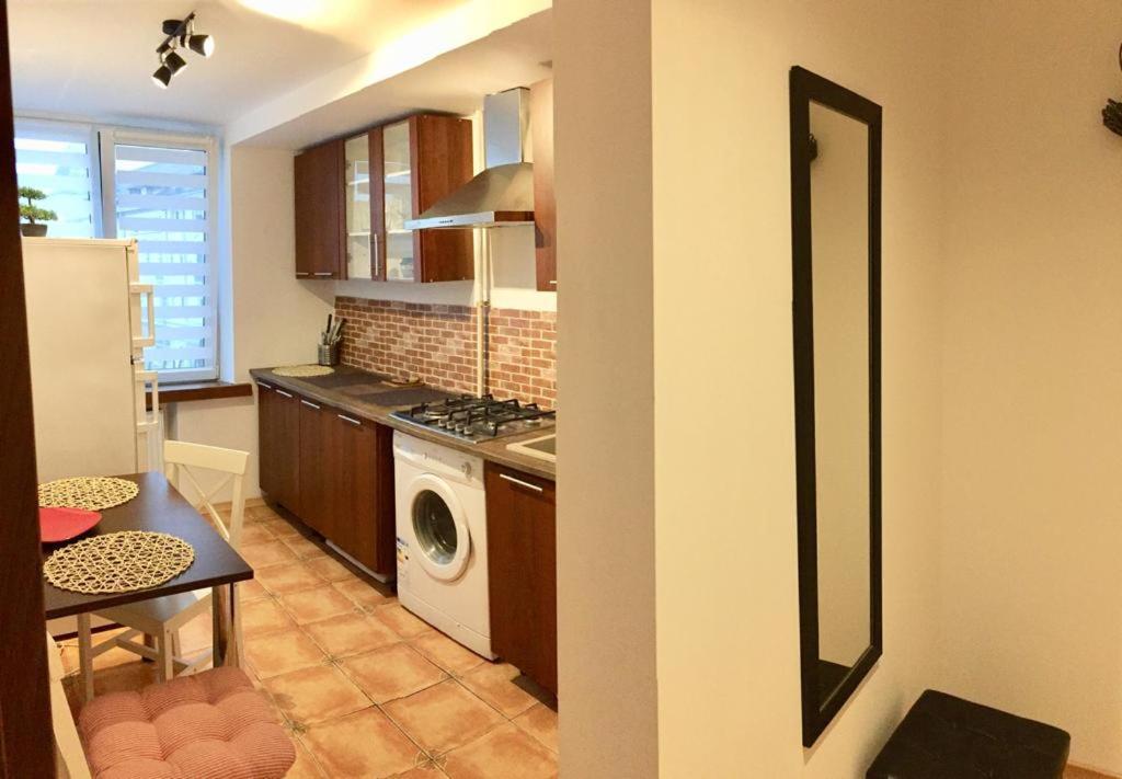 Old Town English Park Residence Craiova Extérieur photo