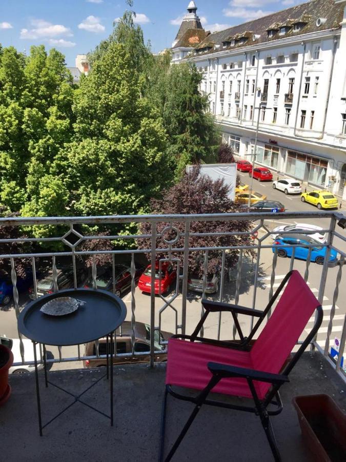 Old Town English Park Residence Craiova Extérieur photo