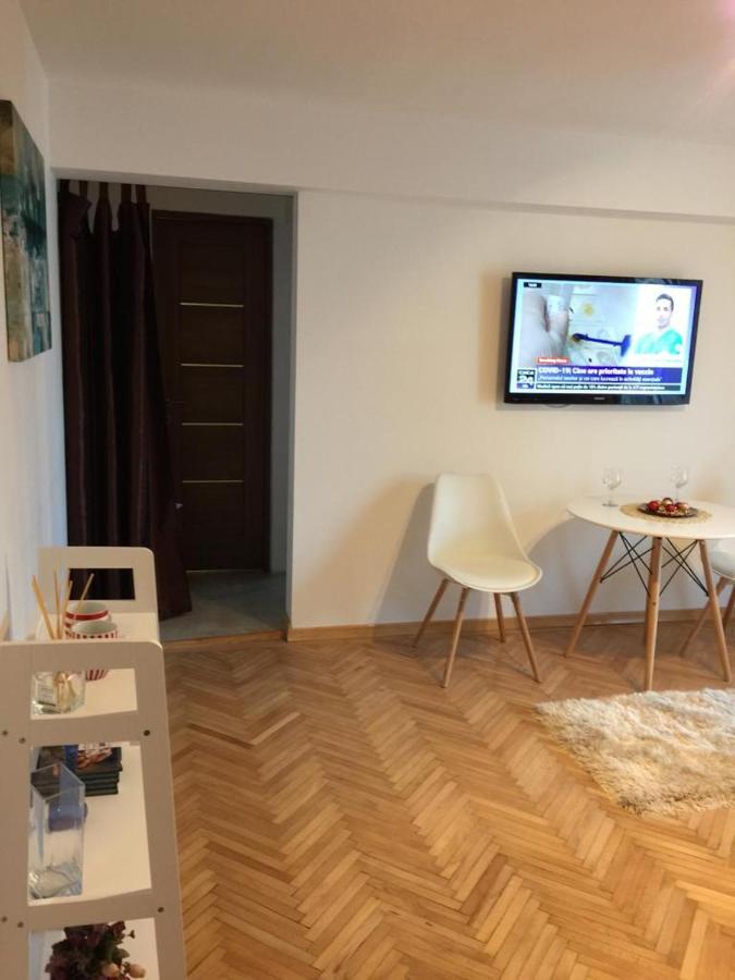 Old Town English Park Residence Craiova Extérieur photo